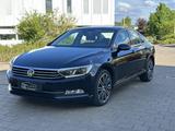 Volkswagen Passat Limo 2.0 TDI DSG|LED|NAVI|ACC|GARANTIE - Volkswagen Passat: Limo