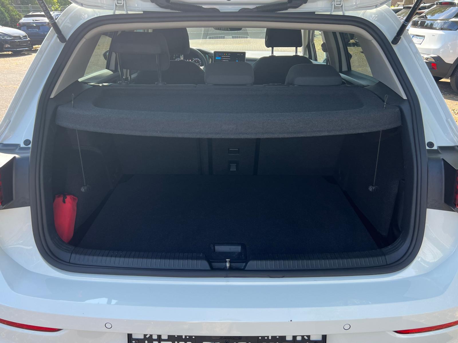 Volkswagen Golf VIII Lim. Life 1.5 eTSI DSG -NAVI -PDC -LED, миниатюра 22