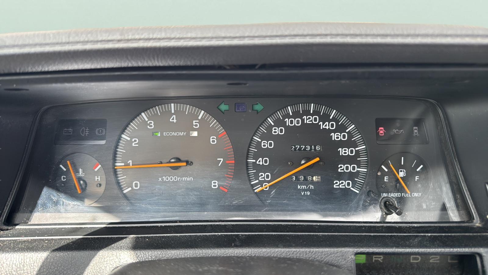 Toyota Camry 2.0 Automatik AHL OLDTIMER SCHIEBEDACH