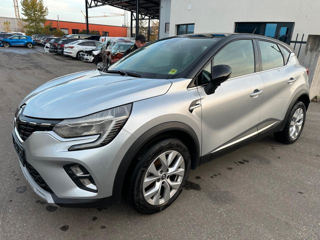 Renault Captur TCe 140 EDC Intens