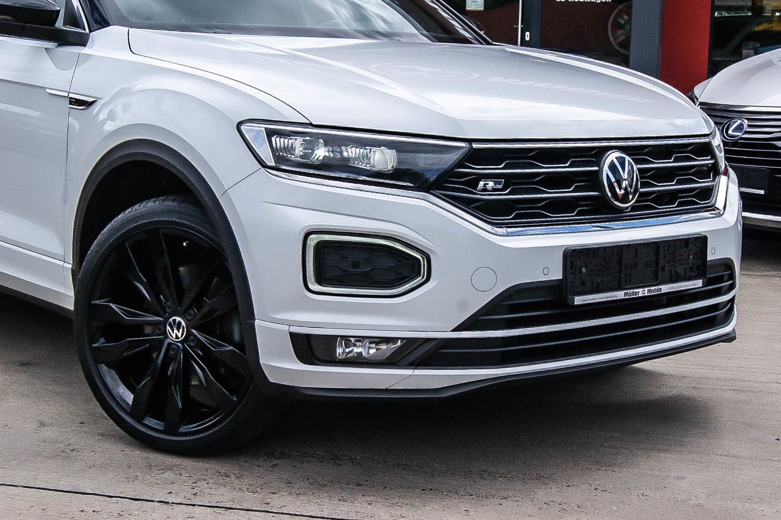 Fahrzeugabbildung Volkswagen T-Roc 2.0TDI Sport 4Motion R-Line PANORAMA LED