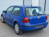 Volkswagen Golf IV 1.6 Edition Automatik-Sitzheizung-Klima - aus 2000: Auto