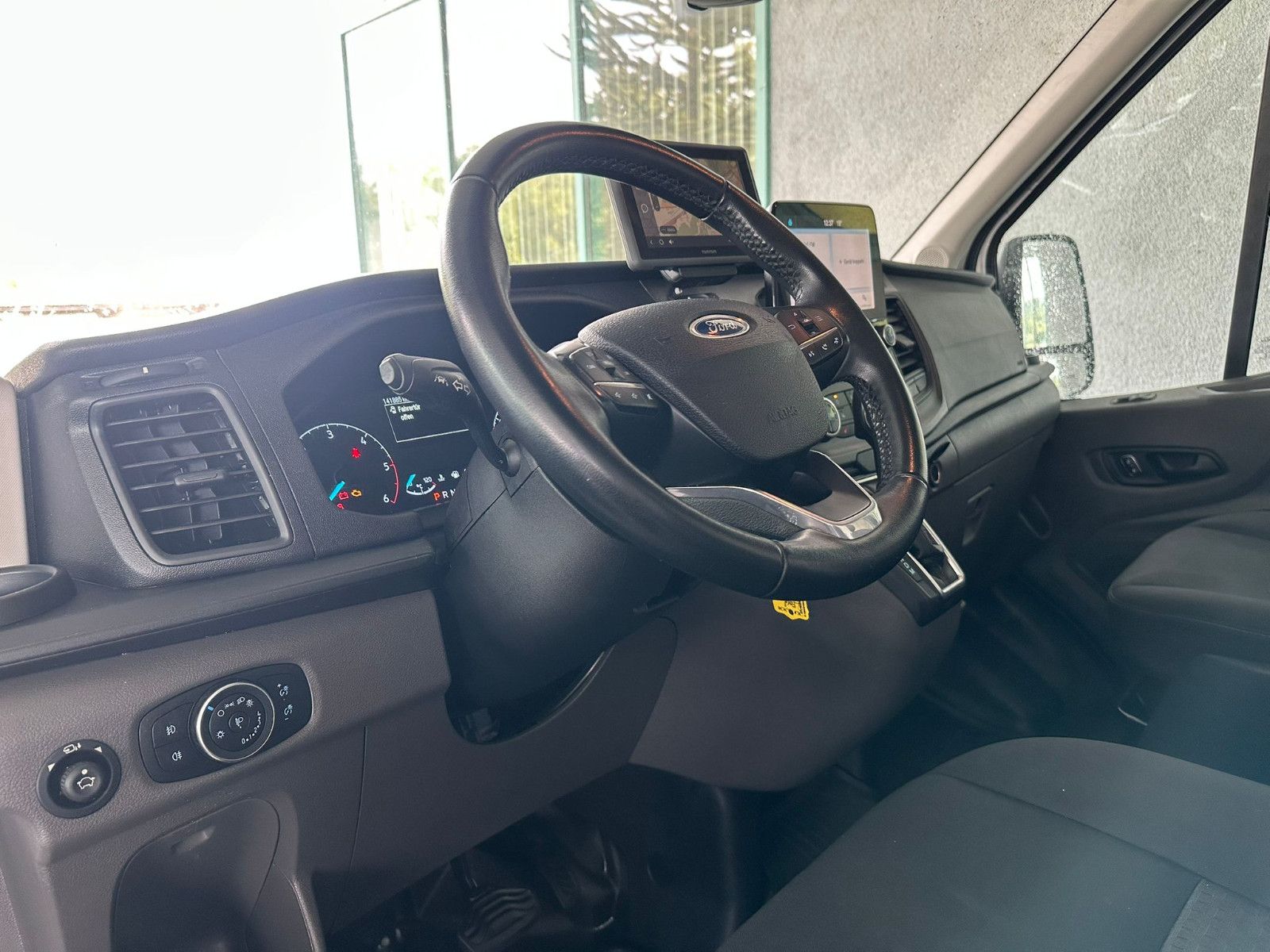 Fahrzeugabbildung Ford TRANSIT 350 L3H3 Automatik*AHK*KLIMA*TEMPO*Bi-XE