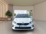 Kia Ceed 1.5 T-GDI Vision (EURO 6d) - Kia: Cee D Eu