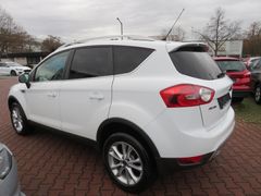 FORD KUGA TITANIUM 4X4*PANODACH+TOUCHNAVI+TEMPO* Bild 4