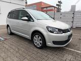 Volkswagen Touran Comfortline/1:HAND/AHK - Volkswagen Touran aus 2012