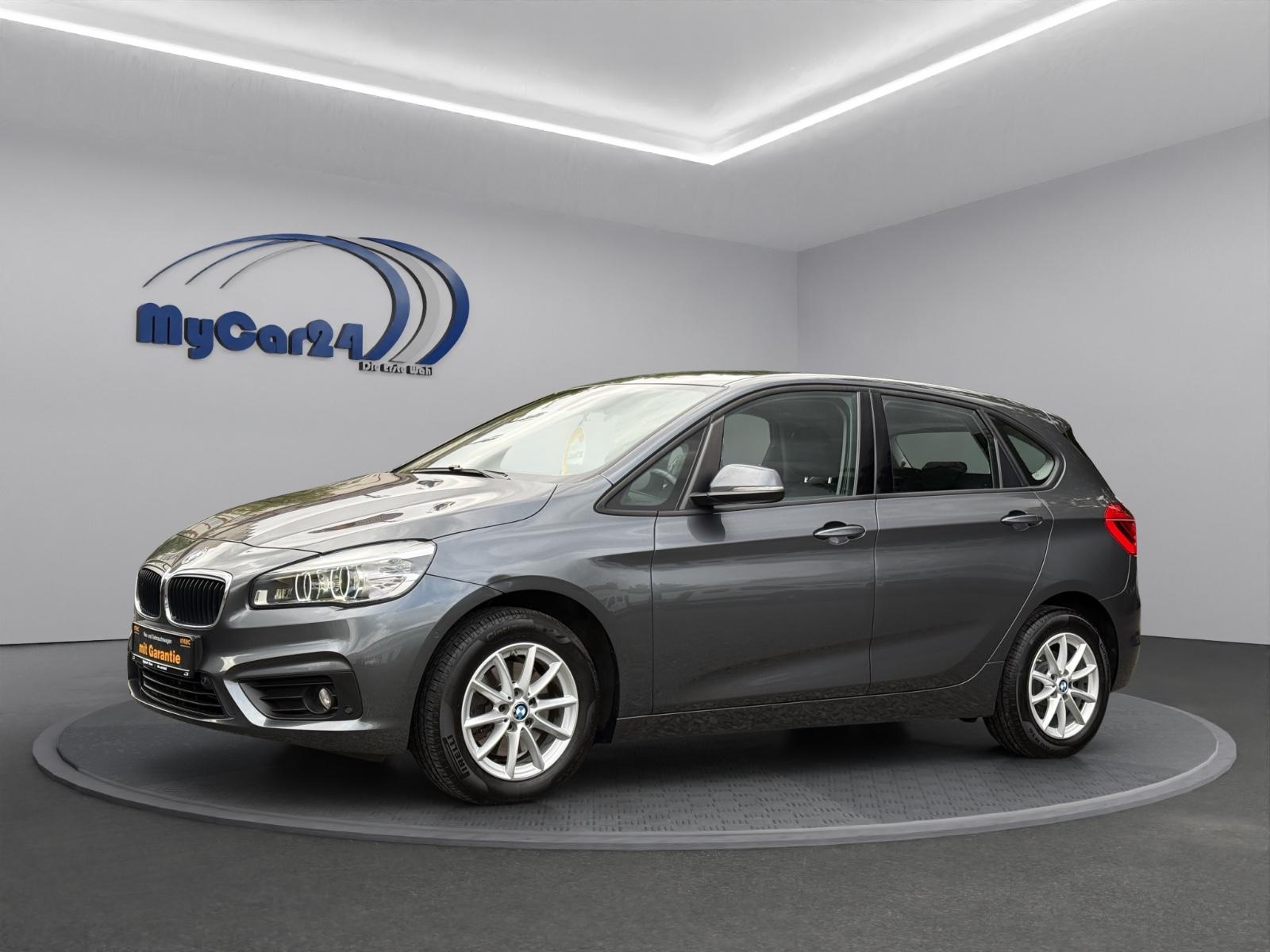 BMW 220i Active Tourer°Autom.°LED°Navi°PDC°SZH
