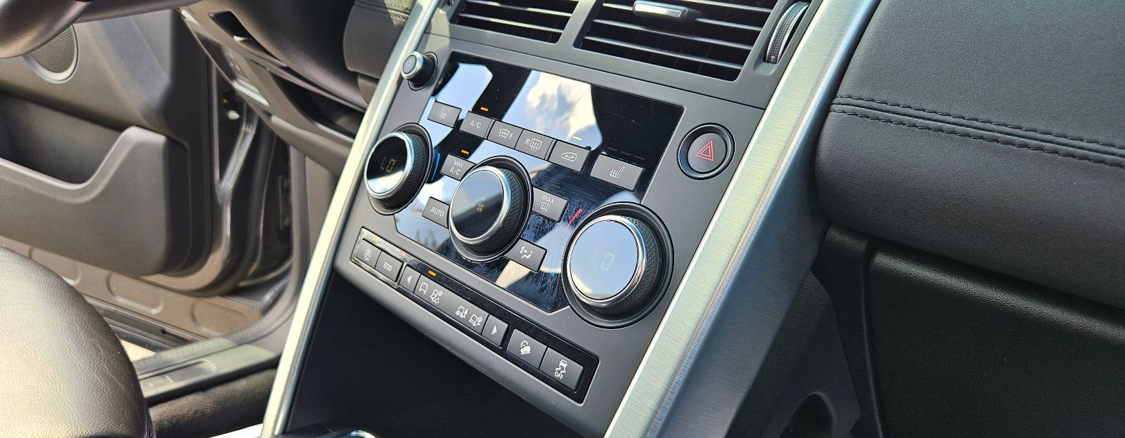 LAND ROVER Discovery Sport SE AWD FULL SCHECKHEFT