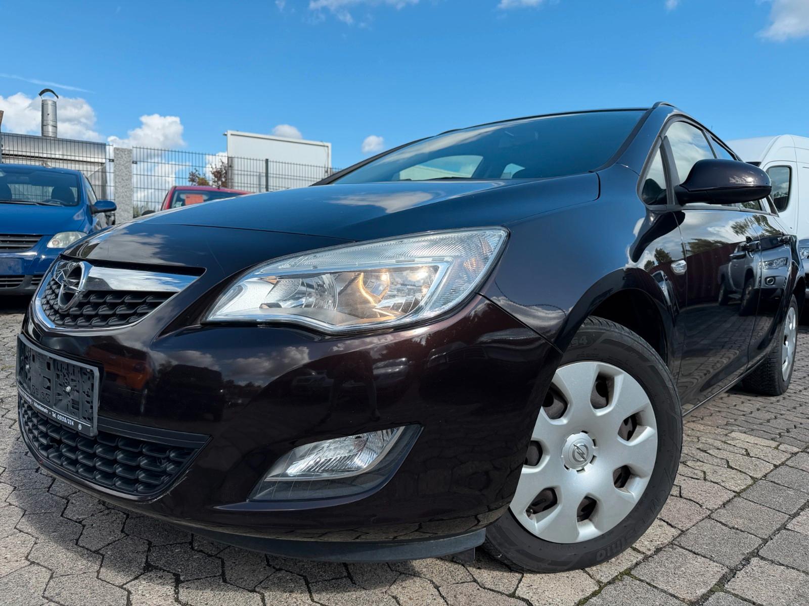 Opel Astra, 2012