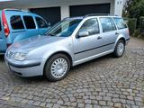 Volkswagen VW Bora 1,6 Benzin Variant - Volkswagen Bora mit Benzin-Antrieb: Kombi, 1.6