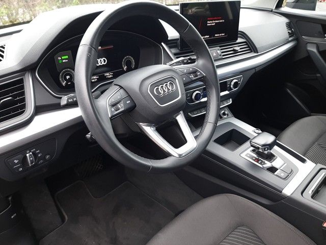 Fahrzeugabbildung Audi Q5 quattro 50TFSIe Navi AHK LED Standklima LED
