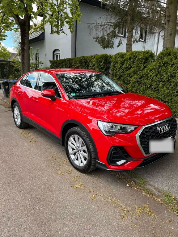 Image of Audi Q3