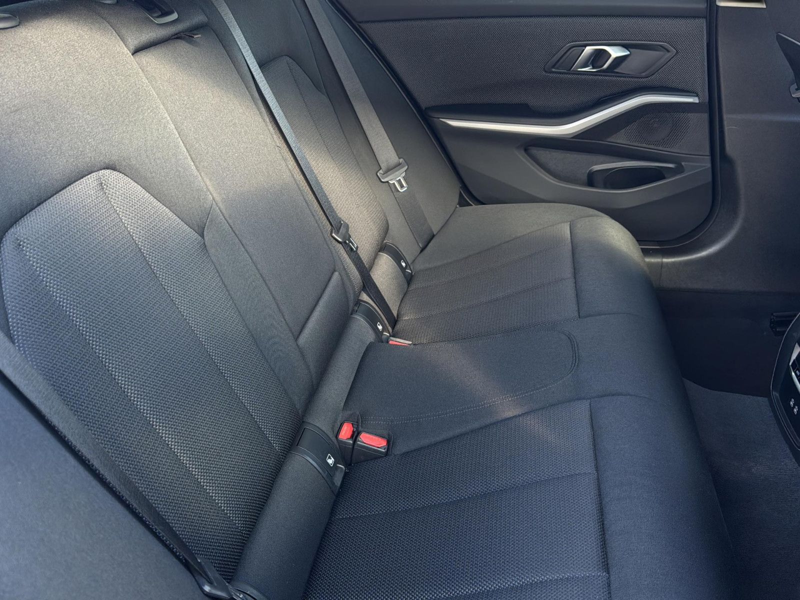 BMW 320 e Kamera*LED*Navi+*LiveCP*Driving*Parkassist foto 19