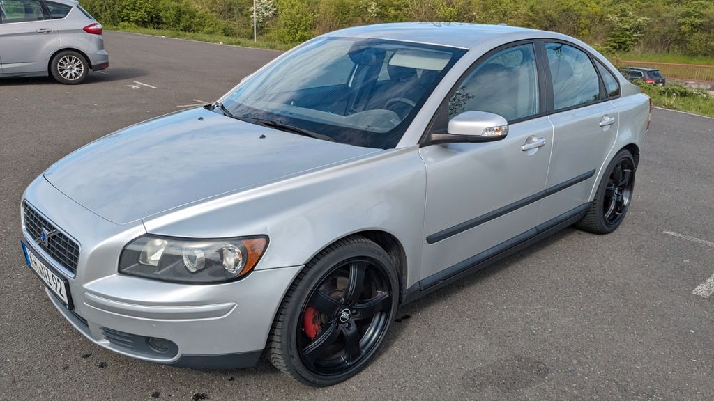 Volvo S40