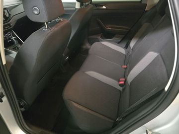 Volkswagen Polo - 10