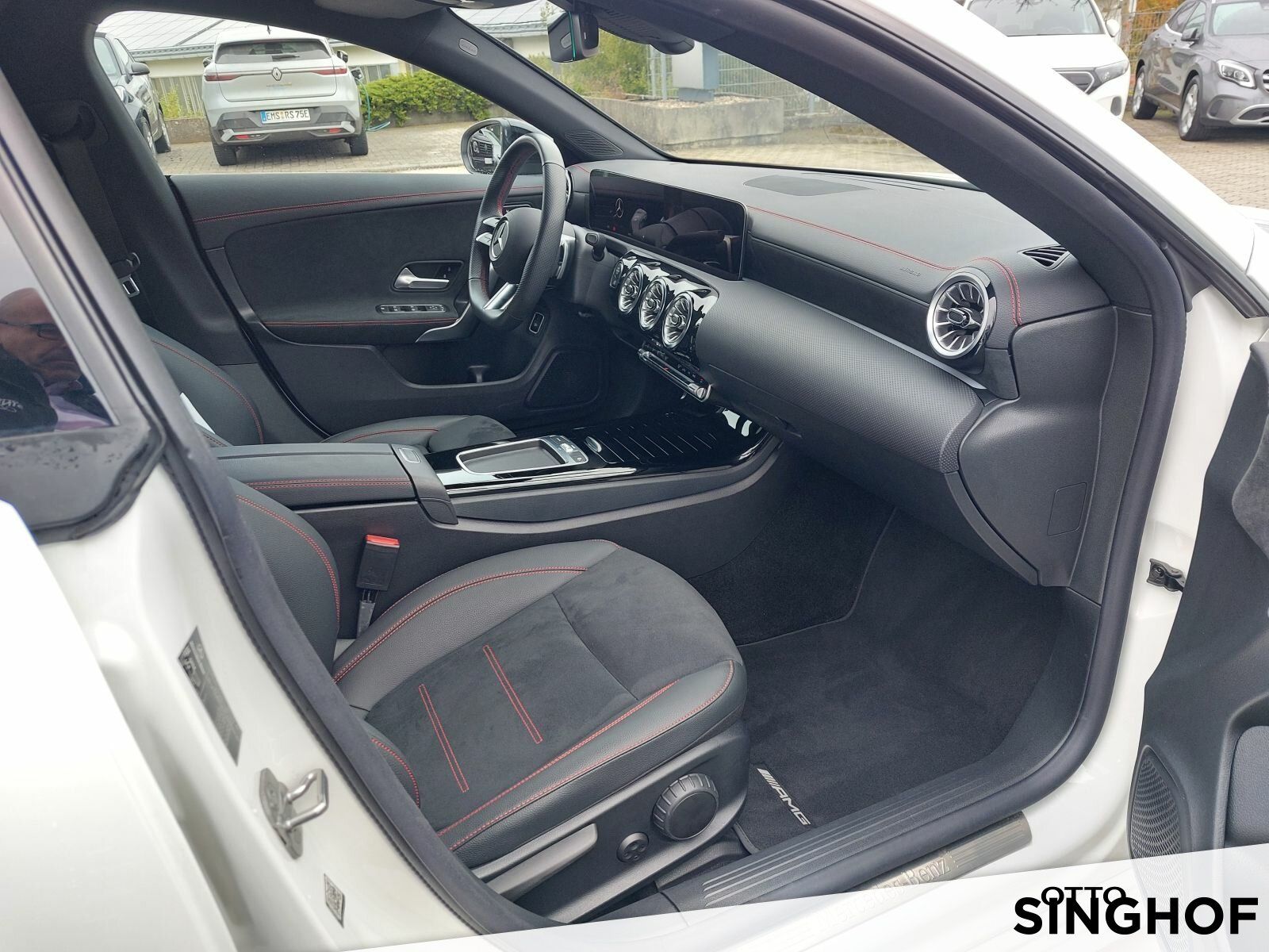 Fahrzeugabbildung Mercedes-Benz CLA 200 SB AMG +dyn.LED+Night+Rü Kam+Keyless GO+