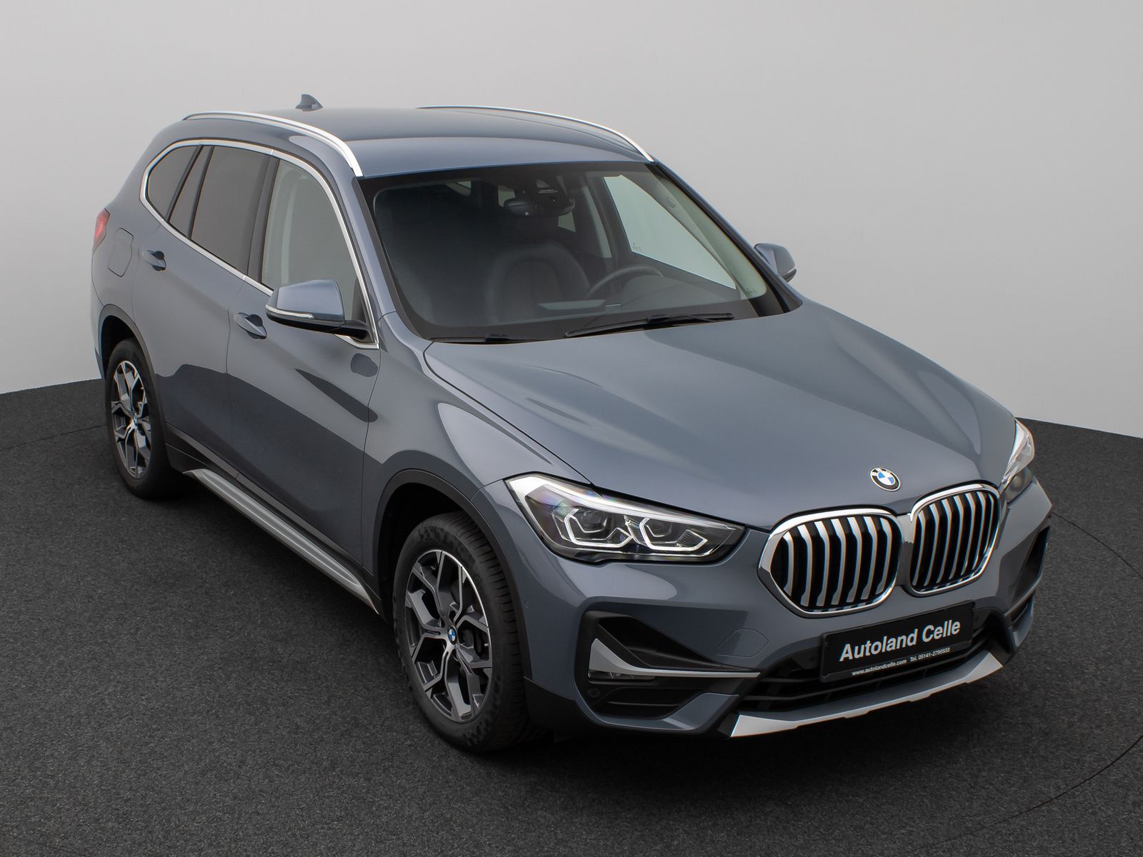 Fahrzeugabbildung BMW X1 sD18i xLine Kamera DAB HiFi DrivAssist Sport