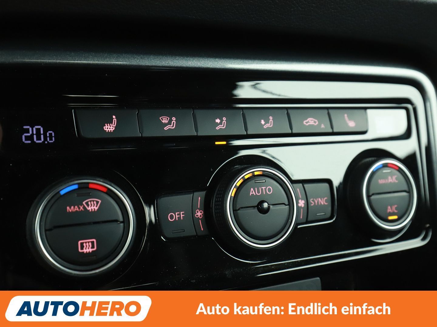Volkswagen Beetle 1.4 TSI R-Line BMT Aut.*NAV*XENON*TEMPO* foto 24