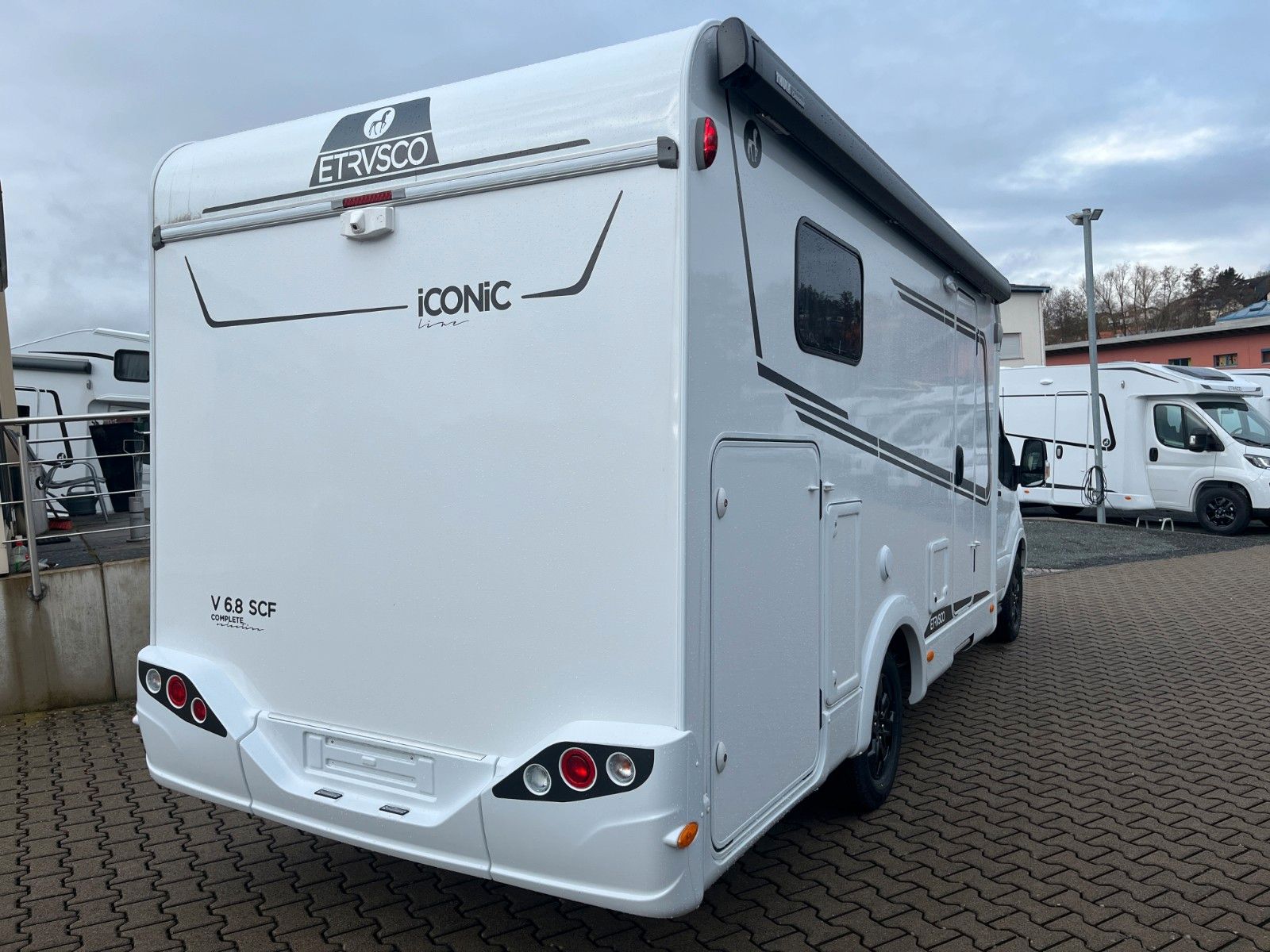 Fahrzeugabbildung Etrusco V 6.8 SCF *Automatik*iConic*Complete Selection*X