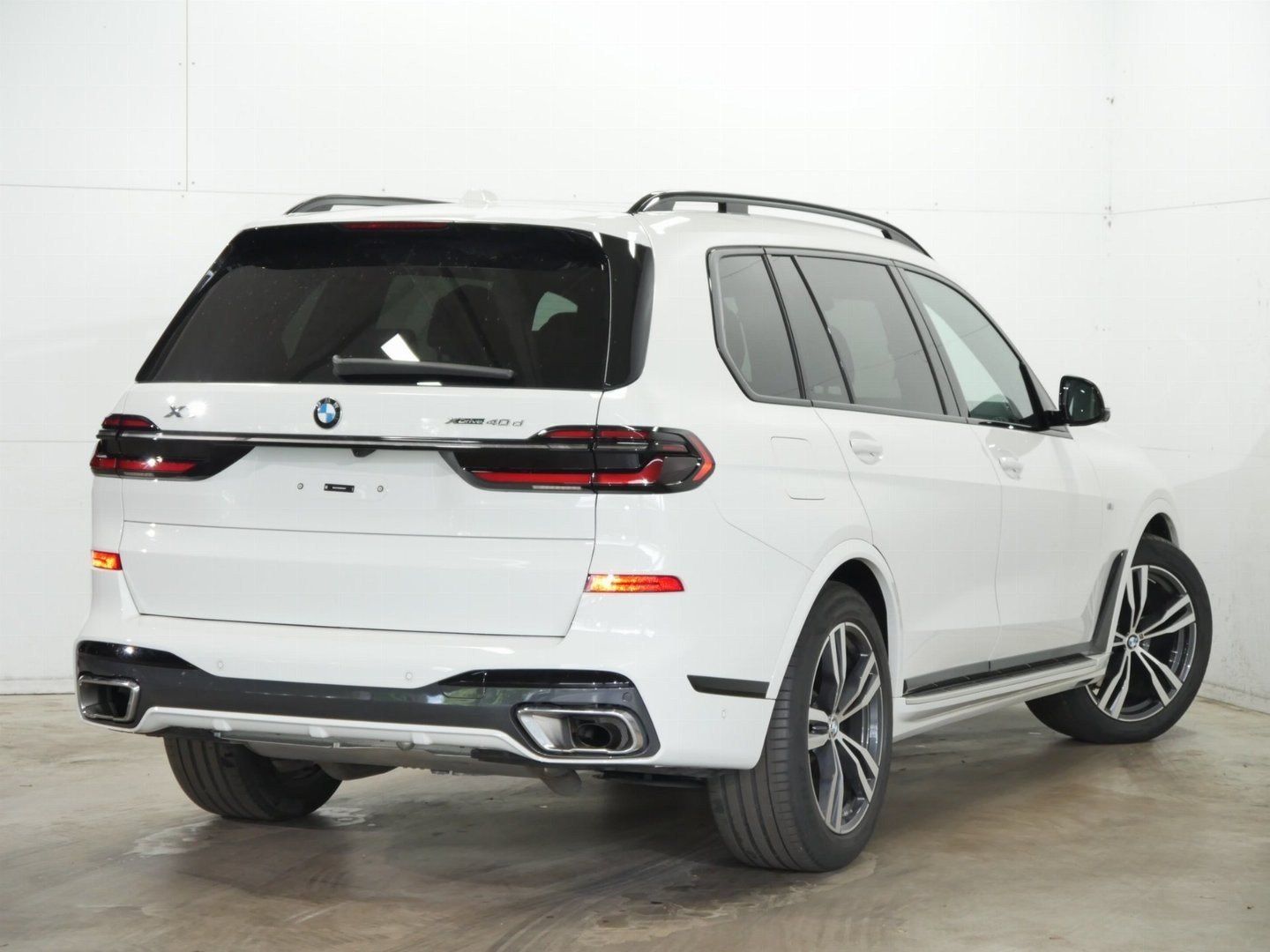 Fahrzeugabbildung BMW X7 xDrive40d M Sportpaket, Sky Lounge, Standheiz