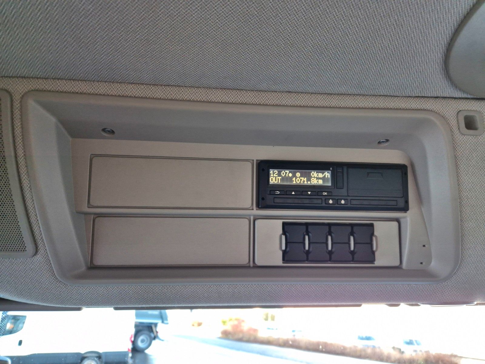 Fahrzeugabbildung Iveco AD200X40/P HR OFF 4x2 Palfinger PK 12.501 FunK