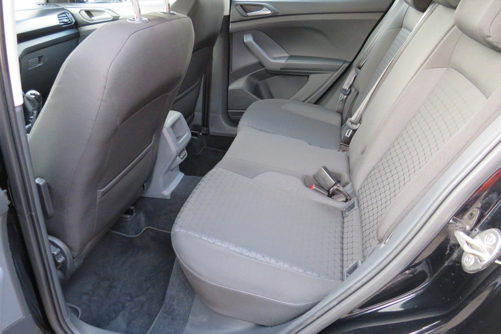 Fahrzeugabbildung Volkswagen T-Cross Life NAVI PDC SITZH DIGITAL-COCKPIT PRO