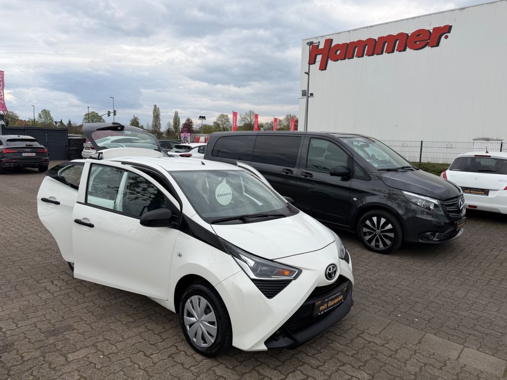 Image of Toyota Aygo (X)