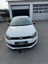 Volkswagen Polo 1.2 44kW Trendline Trendline - Gebrauchtwagen bis 2.500 Euro