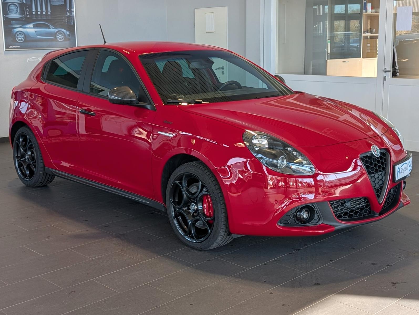 Alfa Romeo Giulietta JTDM Sport*Navi*AHK*PDC*Sitzheizung