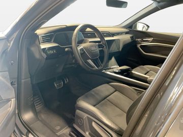 Audi Q8 e-tron - 7