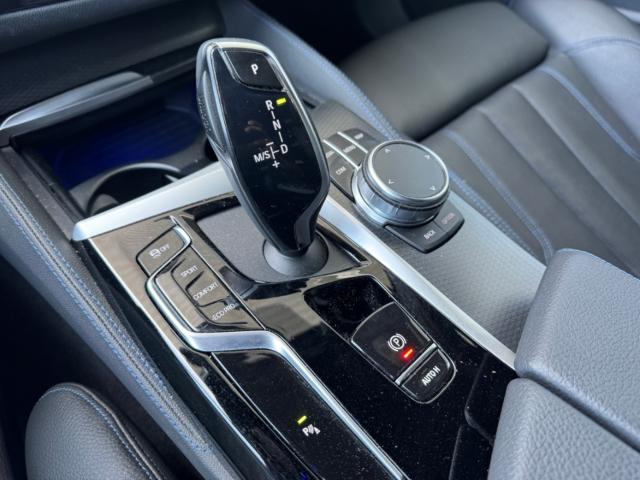 BMW 530 i xDrive Tour. A M Sport 19'' Leder AHK Alar