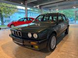 BMW Touring 6500Km n. Überarbeitung Top Sammlerzustd - BMW 325 in Solingen