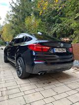 BMW X4 M - BMW X4 M mit Schiebedach