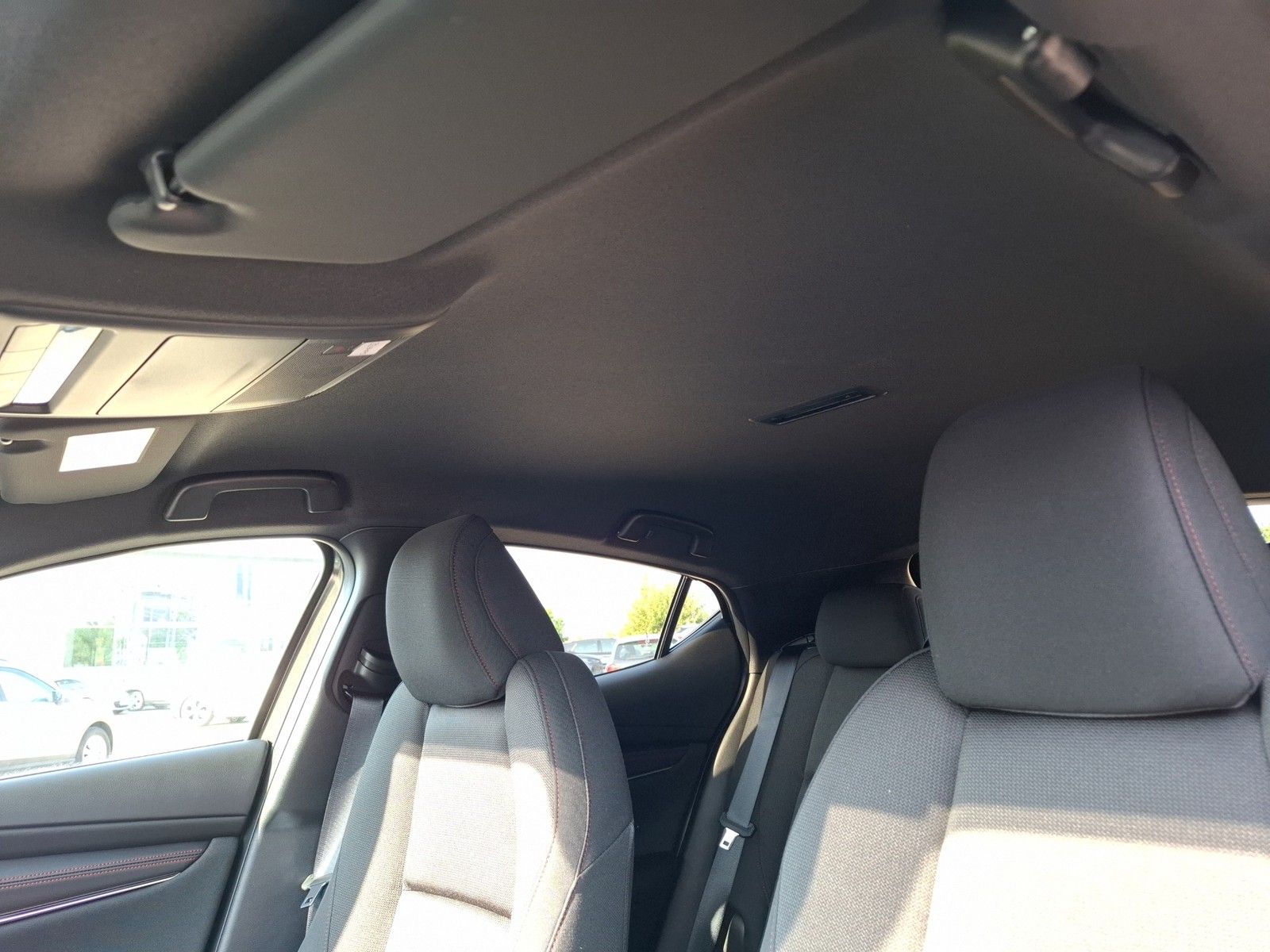 MAZDA 3 2.5 e-SKYACTIV G 140PS 6AT Homura - Image 19