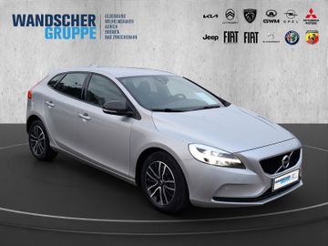 Volvo V40 Momentum D3 Kam.+KeyLess+LED+Navi+SHZ+LM+PDC