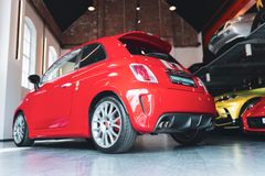 Fahrzeugabbildung Fiat Abarth 695 Tributo Ferrari *LIMITED / CARBON*
