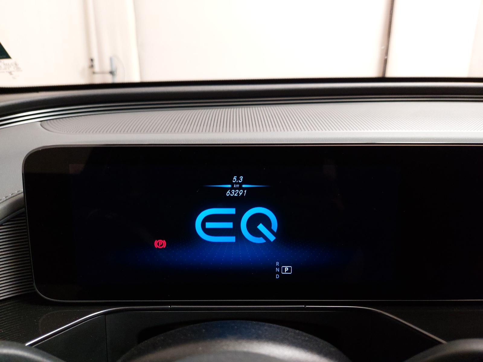 Mercedes-Benz EQC 400 4M Leder Navi LED Kamera Sound