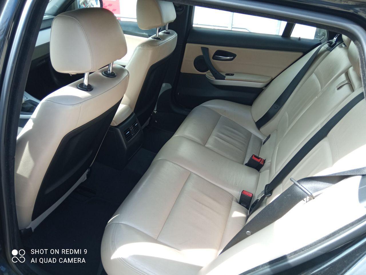 BMW 320 2009 — photo 11