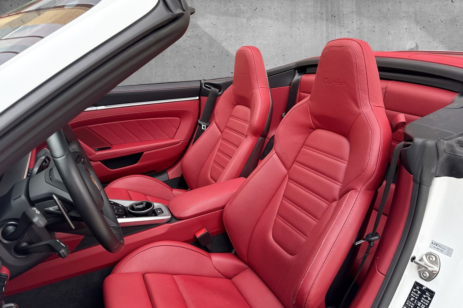 Fahrzeugabbildung Porsche 992 Turbo Cabrio*Burmester*Lift*Leder*Ventilated