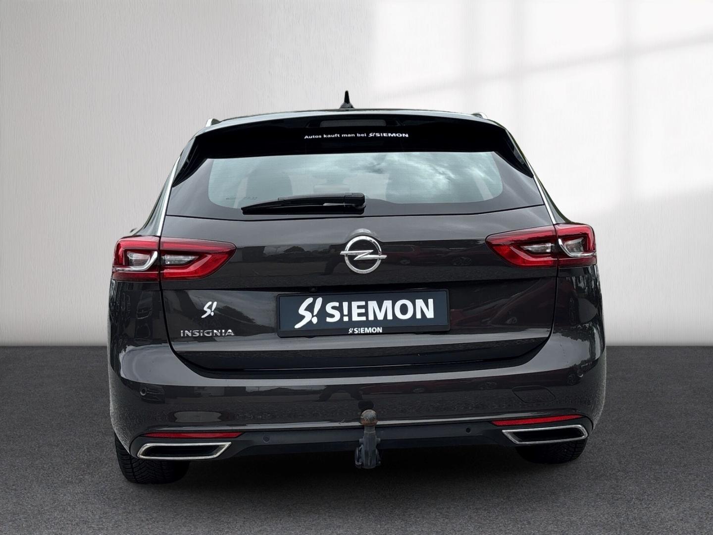 Opel Insignia B Sports Tourer Elegance 2.0 D AHK Pano