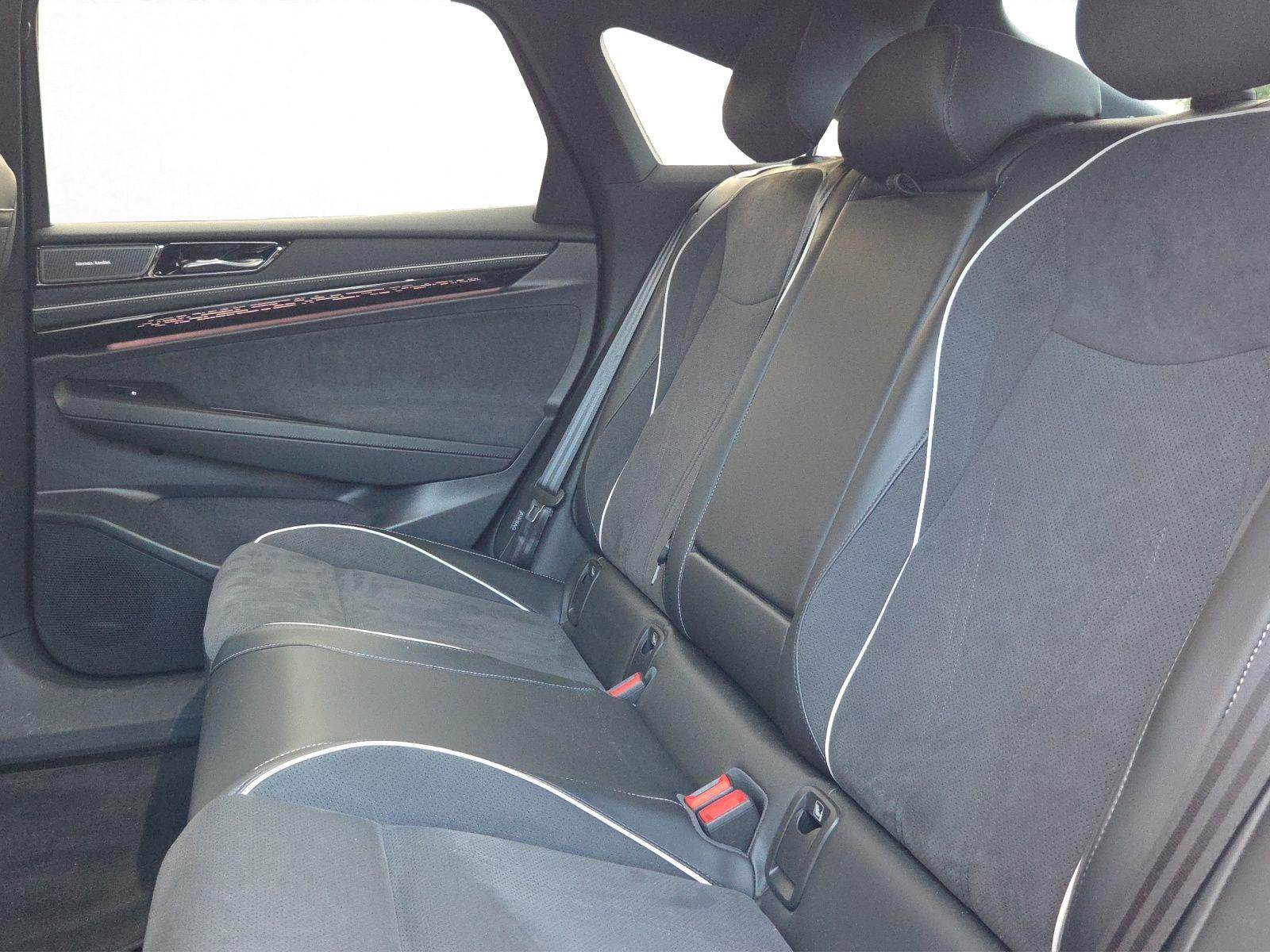 Volkswagen ID.7 Pro Black Style *Navi*Wärmep*IQ-Light*IQ-Dr