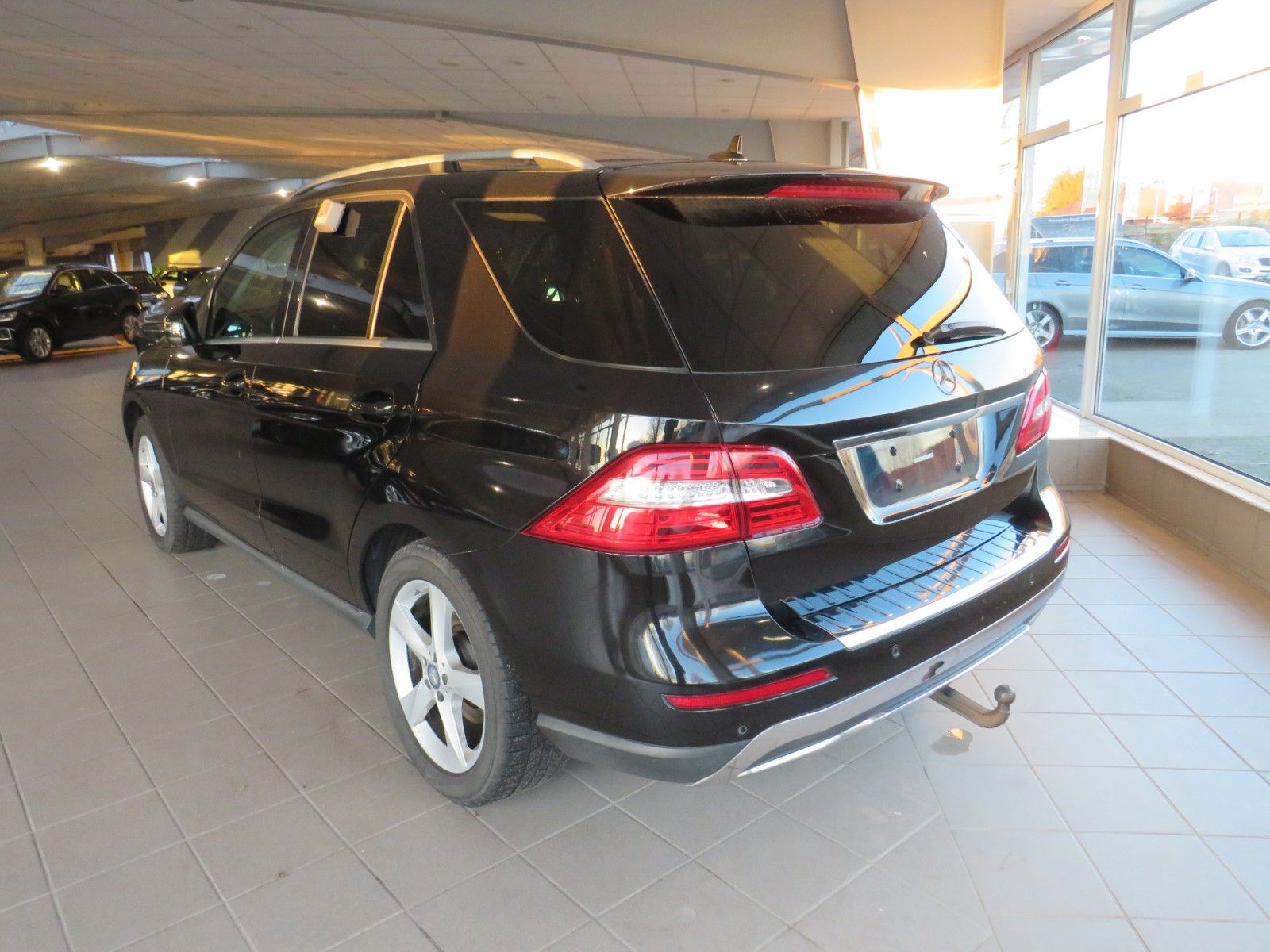 Fahrzeugabbildung Mercedes-Benz ML 250 CDI*AHK*LEDER*360°*Verkers*COMAND*