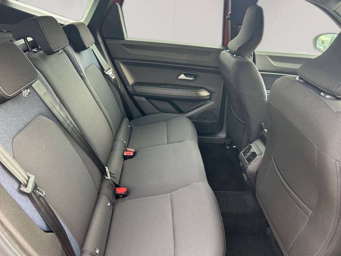 Fahrzeugabbildung Dacia Bigster Expression TCe 140