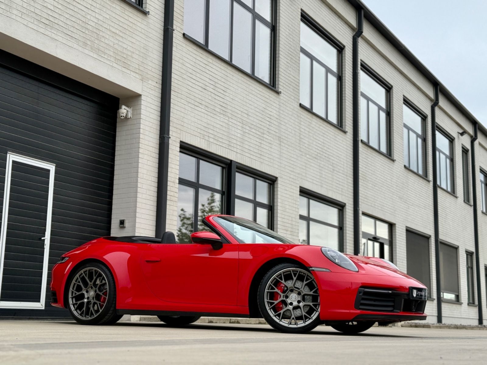 Porsche 992 Carrera 4S Cabriolet imagem 3