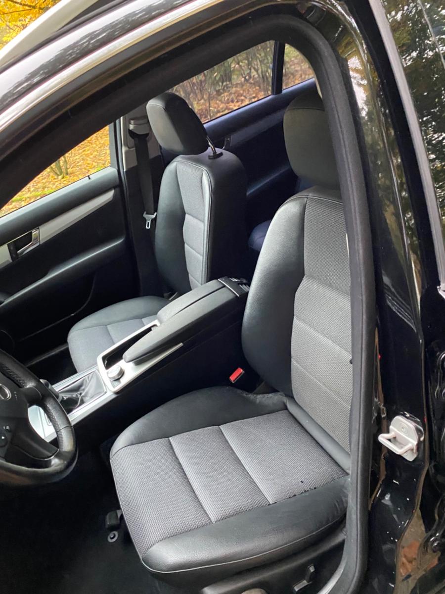 Mercedes-Benz C200 2013 — photo 13