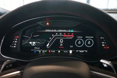 AUDI RSQ8 performance | RS-Dynamik+ | Pano | 305 km/h AUDI RSQ8 performance | RS-Dynamik+ | Pano | 305 km/h