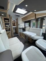 Adria Sonic 700 Plus DC mit Queensbed  - Offers