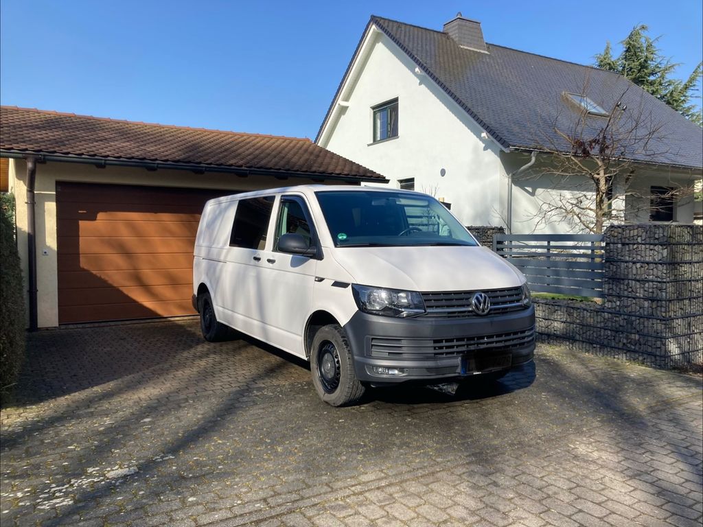 Image of Volkswagen T6 Kombi