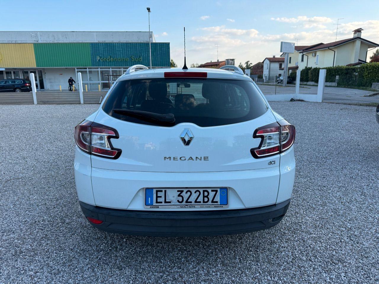 Renault Megane 2011 — photo 6