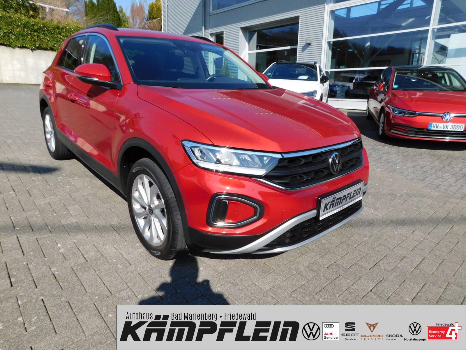 Volkswagen T-Roc Life 1.5TSI DSG NAV LED SHZ ACC CAM KESSY